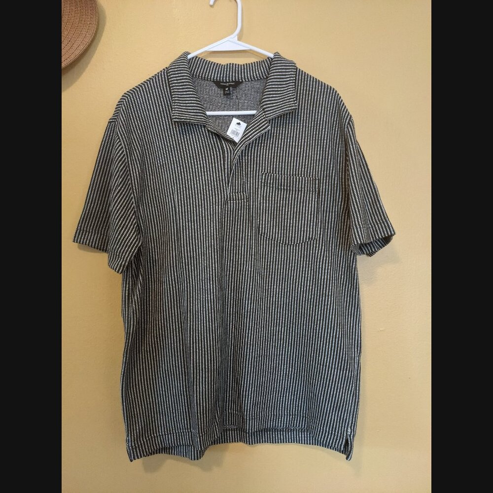 Men's NWT Banana Republica Short Sleeve Collared Textured Shirt